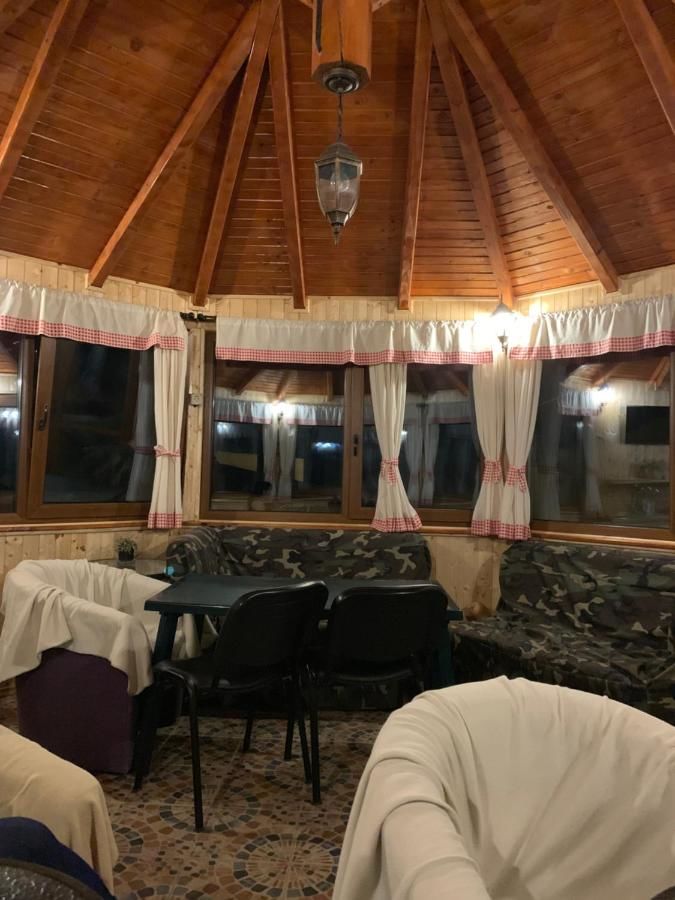Мини-отель Casa Galbena Слэник