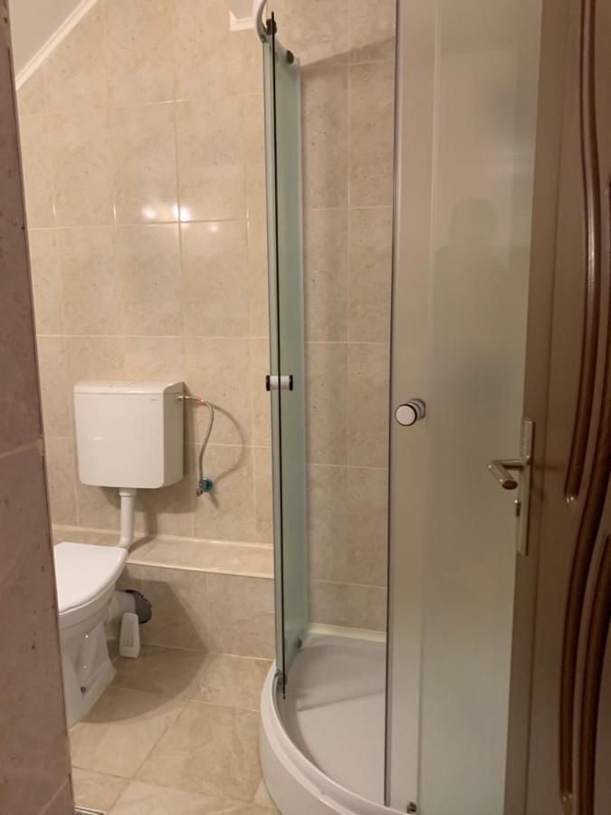 Мини-отель Casa Galbena Слэник-10
